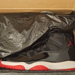 Jordan 11 bred size 8 Men's
